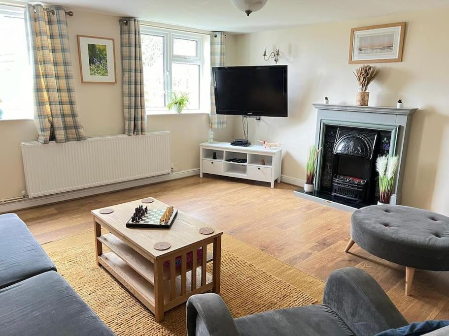 Upper Caerfaelog Farmhouse Llanbister Luaran gambar