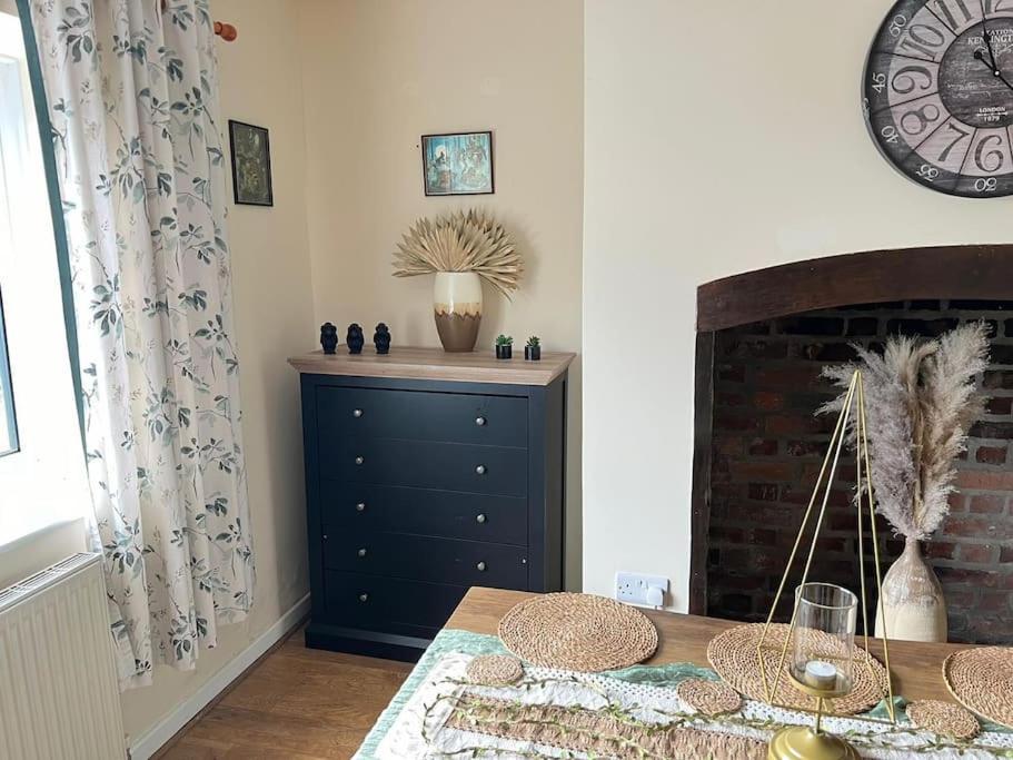 Upper Caerfaelog Farmhouse Llanbister Luaran gambar